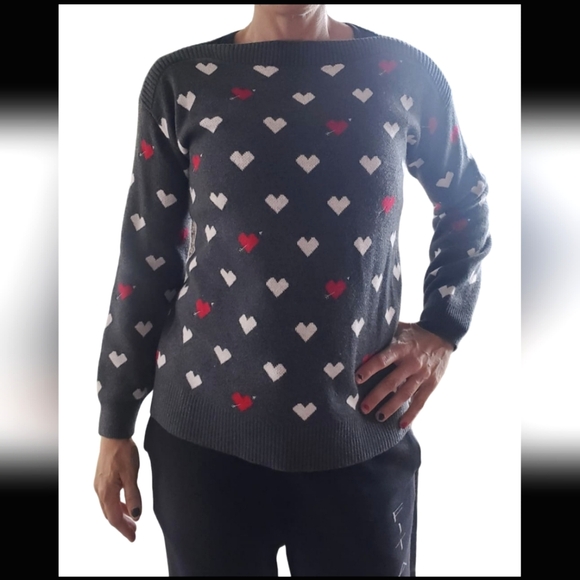Loft Ann Taylor Heart Boat Neck Soft Sweater Gray Red White Size Small NWOT - Picture 3 of 9